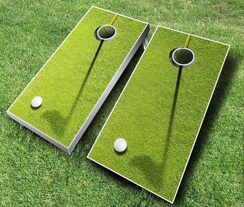 Frisbee golf meets cornhole